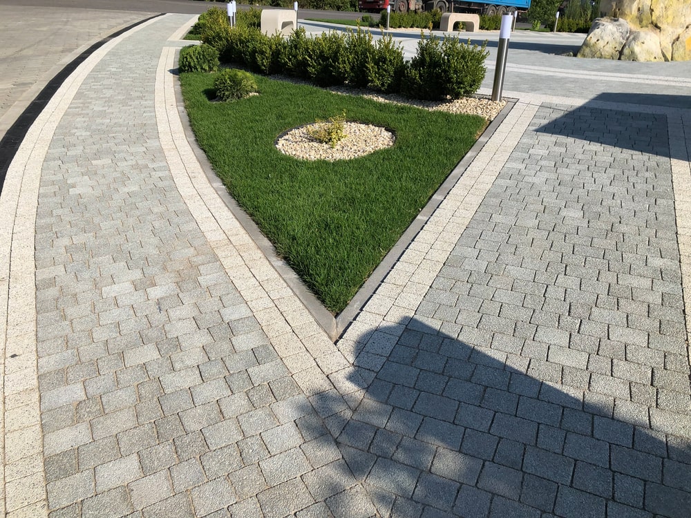 Stamped border with broom finish field on a residential driveway in Clintonville Columbus OH